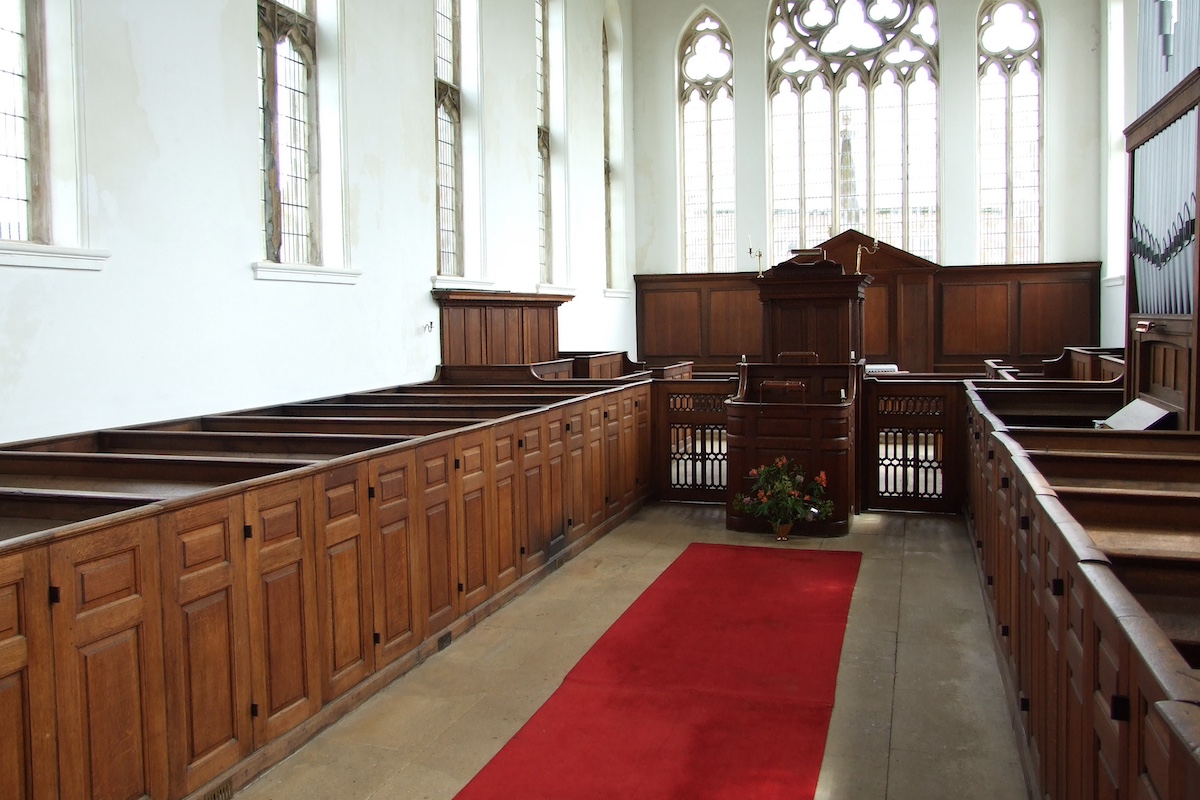 The History and Significance of Church Pews hero image